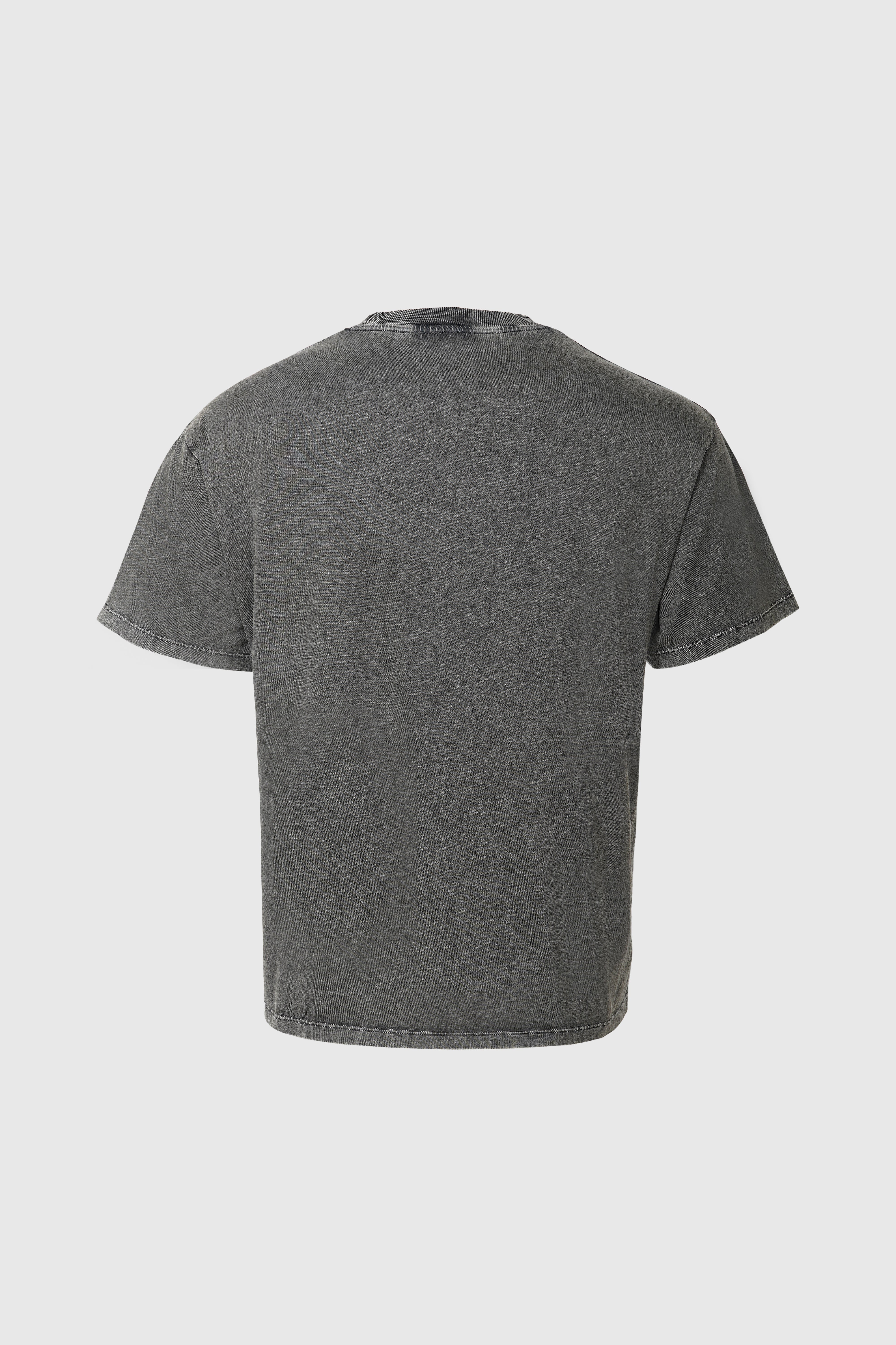 Mineral washed supima cotton t-shirt from https://innamoratoclo.com