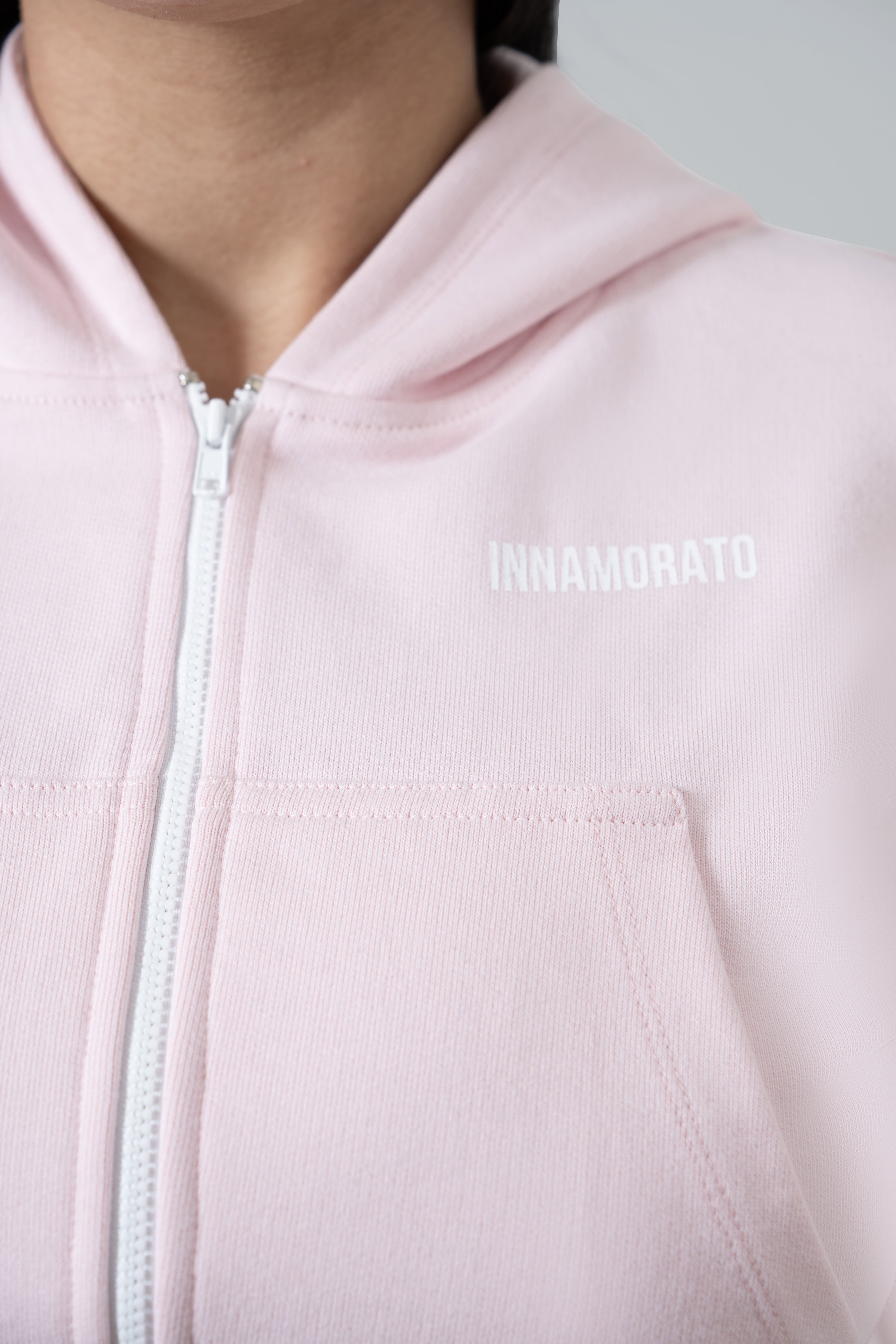 Cropped zip hoodie with elasticated hem from innamoratoclo.com