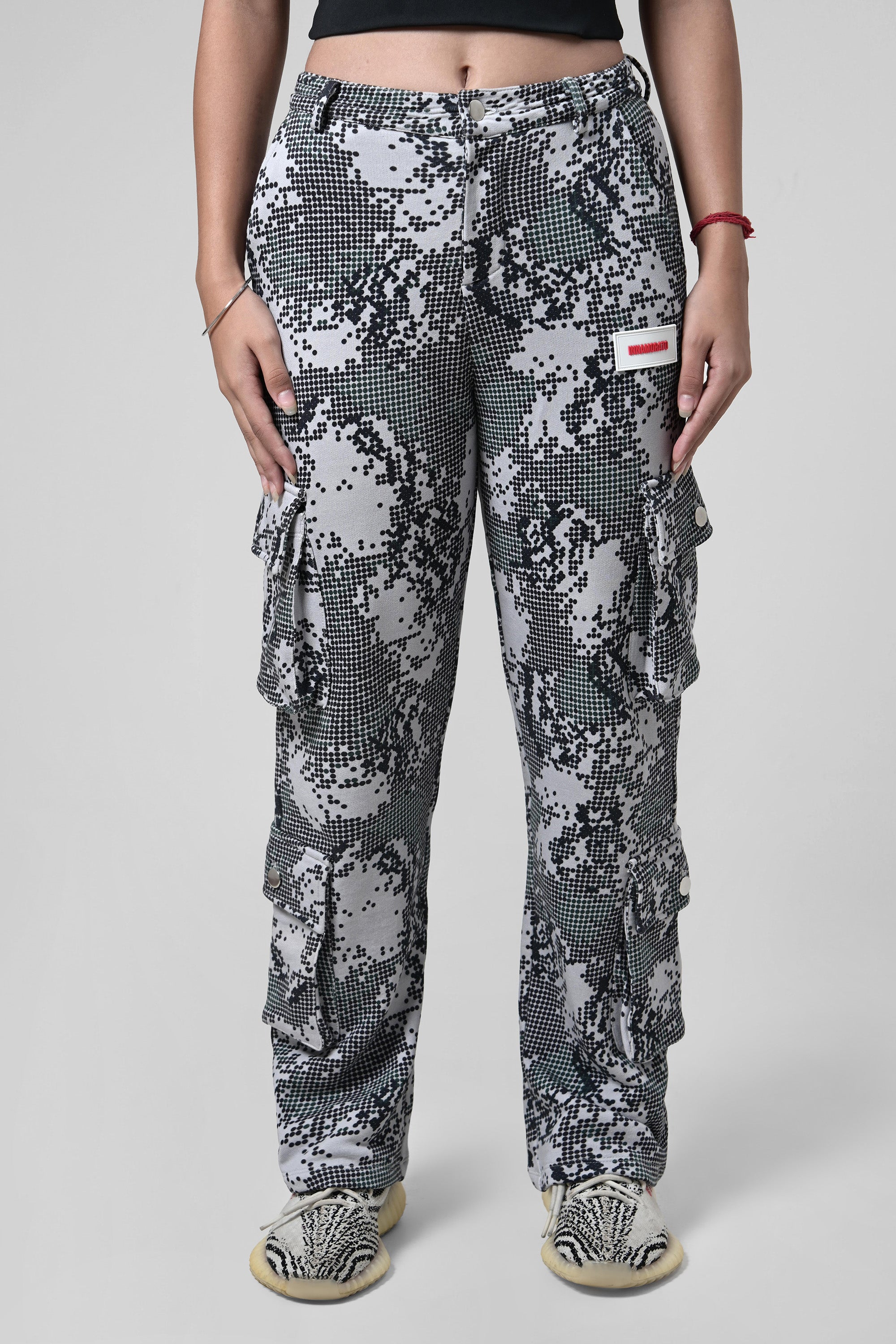 Camo cargo pants from innamoratoclo.com