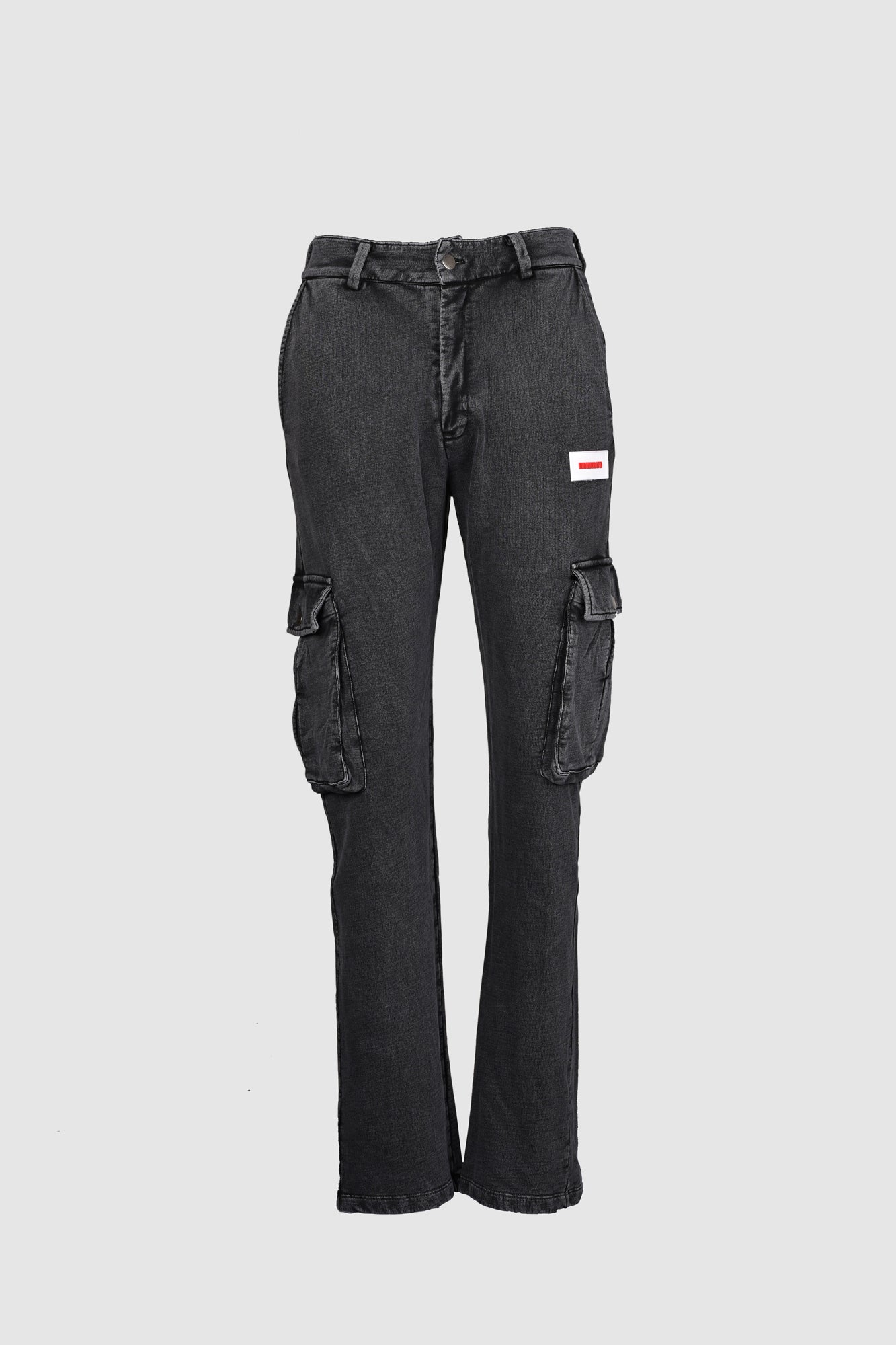 Mineral washed cotton cargo pants from innamoratoclo.com