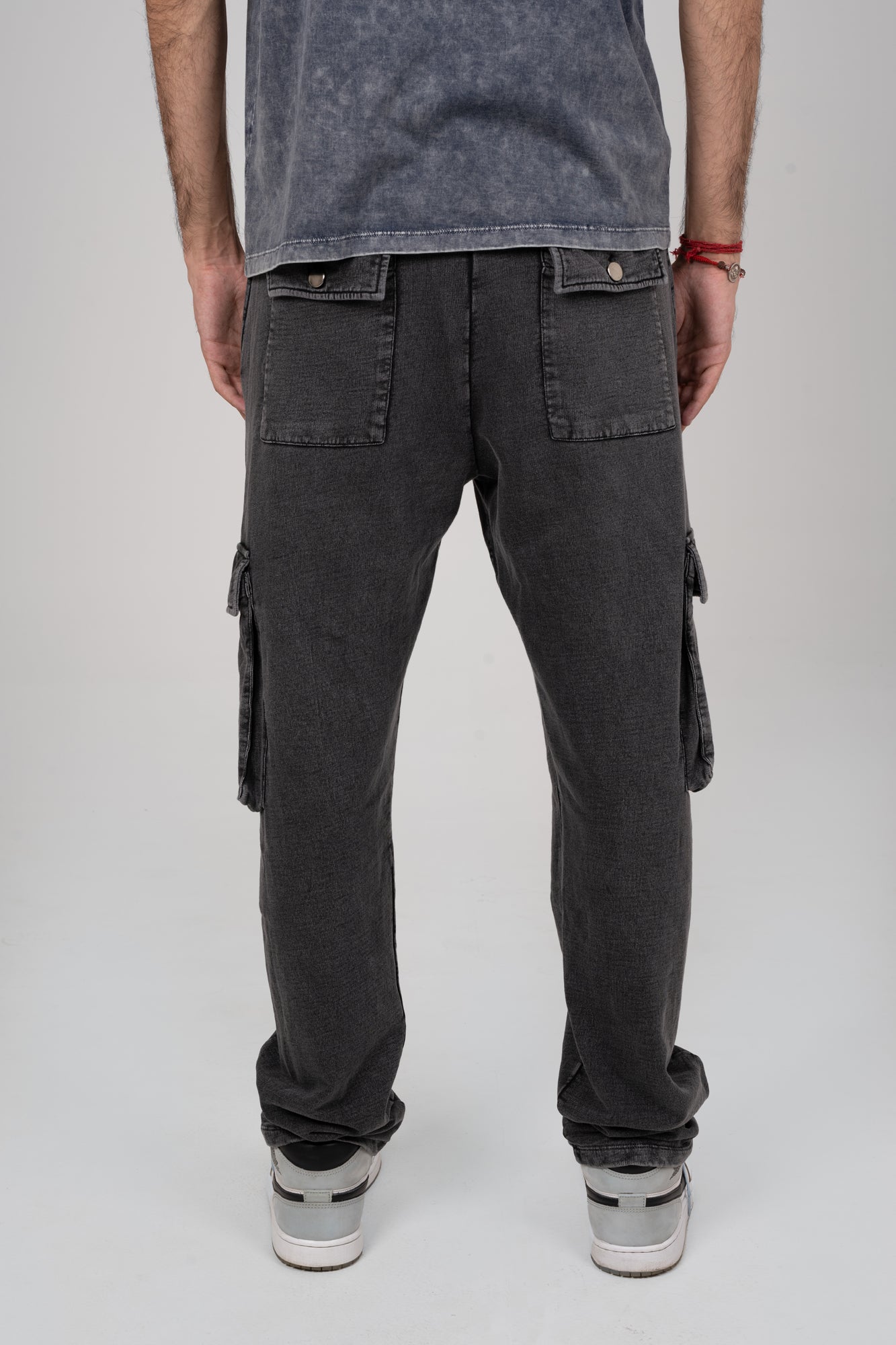 Mineral washed cotton cargo pants from innamoratoclo.com